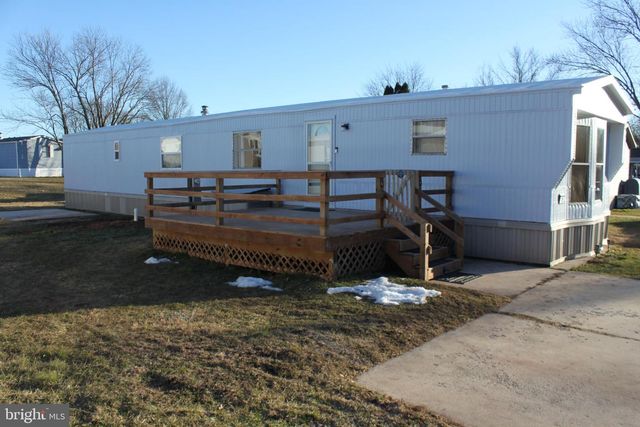 11 MISTY LN, Middletown, PA 17057