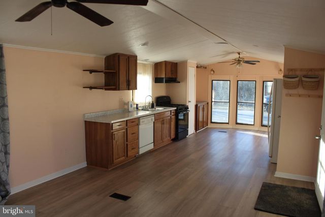 11 MISTY LN, Middletown, PA 17057