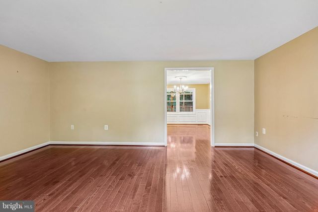 12821 KETTERING DR, Herndon, VA 20171