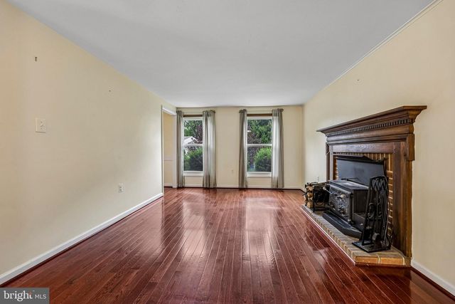 12821 KETTERING DR, Herndon, VA 20171