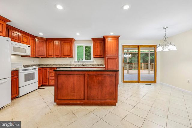 12821 KETTERING DR, Herndon, VA 20171