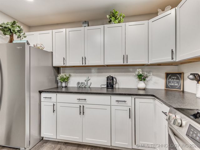 3819 E 15th Street, Tulsa, OK 74112