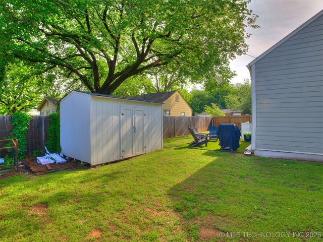 3819 E 15th Street, Tulsa, OK 74112