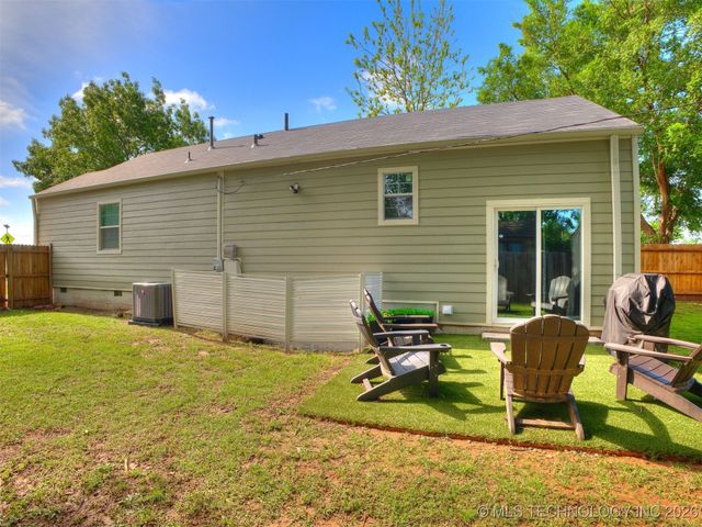 3819 E 15th Street, Tulsa, OK 74112