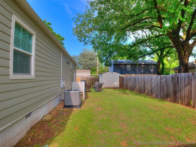 3819 E 15th Street, Tulsa, OK 74112