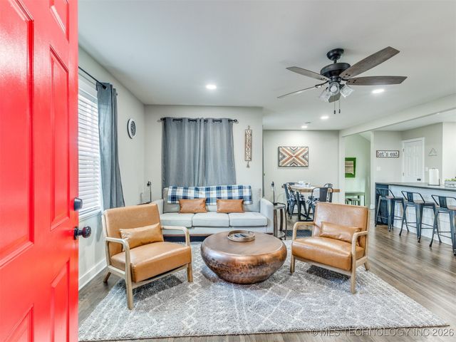 3819 E 15th Street, Tulsa, OK 74112