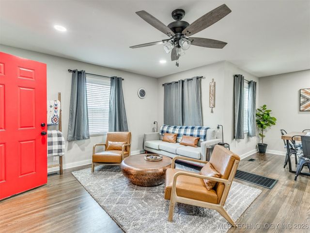 3819 E 15th Street, Tulsa, OK 74112