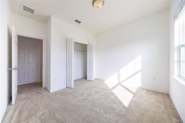 2247 WHITE FEATHER LOOP, Oakland, FL 34787