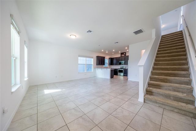 2247 WHITE FEATHER LOOP, Oakland, FL 34787