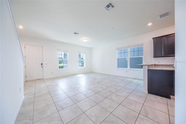 2247 WHITE FEATHER LOOP, Oakland, FL 34787