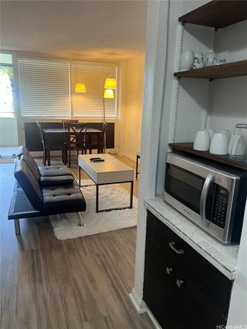 425 Ena Road C604, Honolulu, HI 96815