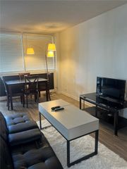 425 Ena Road C604, Honolulu, HI 96815