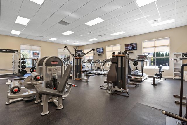 936 Quality Place, 302, Columbus, OH 43215