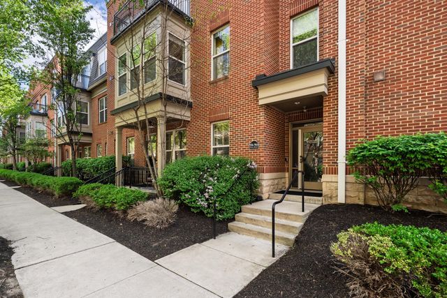 936 Quality Place, 302, Columbus, OH 43215