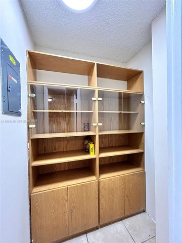 5050 NW 7th St 401, Miami, FL 33126