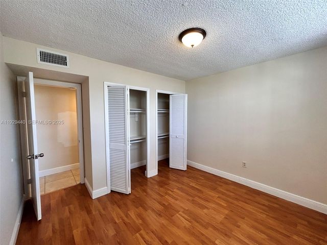 5050 NW 7th St 401, Miami, FL 33126