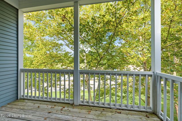 5002 Harrods Landing Dr, Prospect, KY 40059