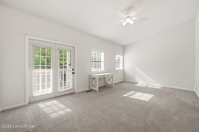 5002 Harrods Landing Dr, Prospect, KY 40059
