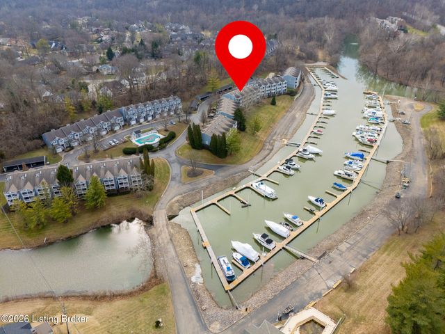 5002 Harrods Landing Dr, Prospect, KY 40059