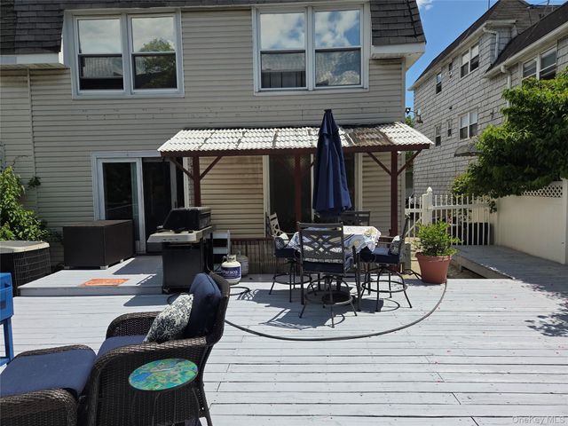 15-40 215th Street, Bayside, NY 11360
