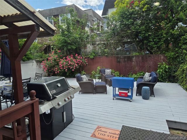 15-40 215th Street, Bayside, NY 11360