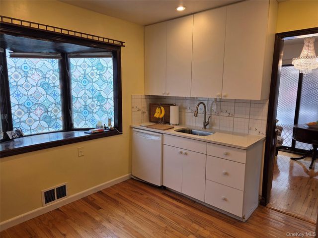 15-40 215th Street, Bayside, NY 11360