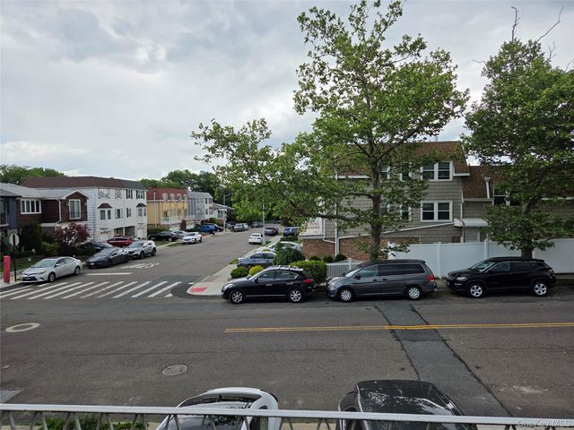 15-40 215th Street, Bayside, NY 11360