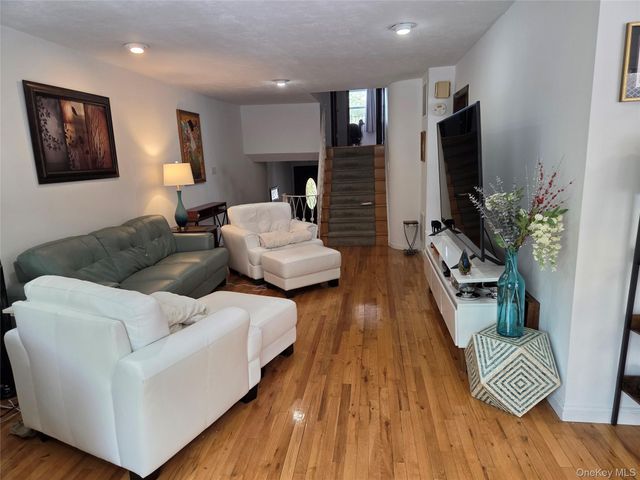 15-40 215th Street, Bayside, NY 11360