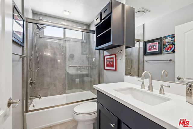 4466 Coldwater Canyon Avenue 205, Studio City, CA 91604