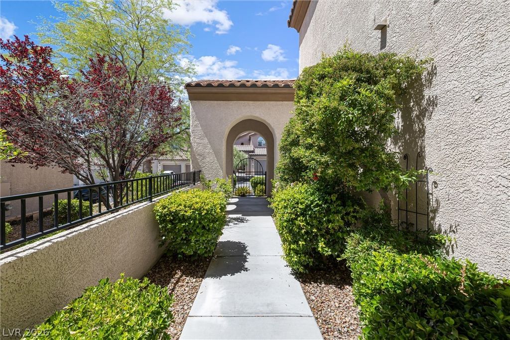 820 Colina Alta Place, Las Vegas, NV 89138 — photo 3