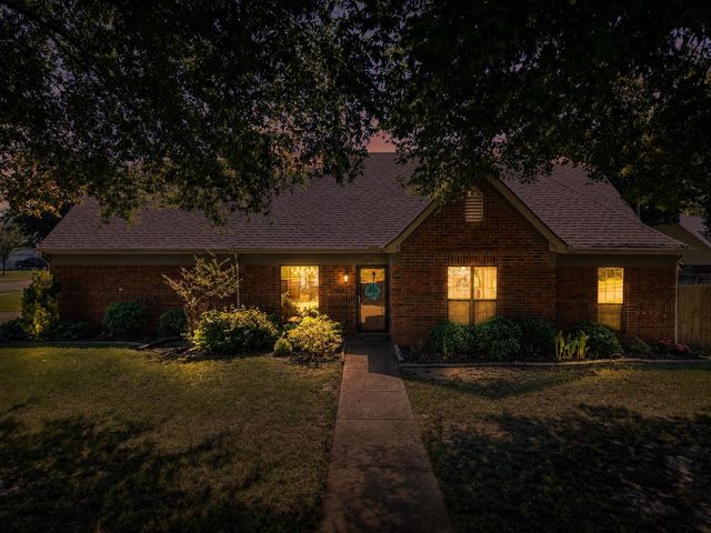 3574 AUGUST DR, Bartlett, TN 38133