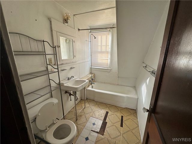 538 Minnesota Avenue, Buffalo, NY 14215