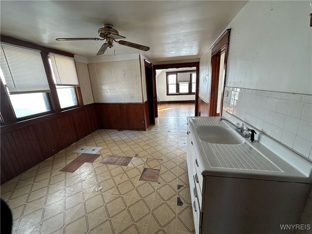 538 Minnesota Avenue, Buffalo, NY 14215