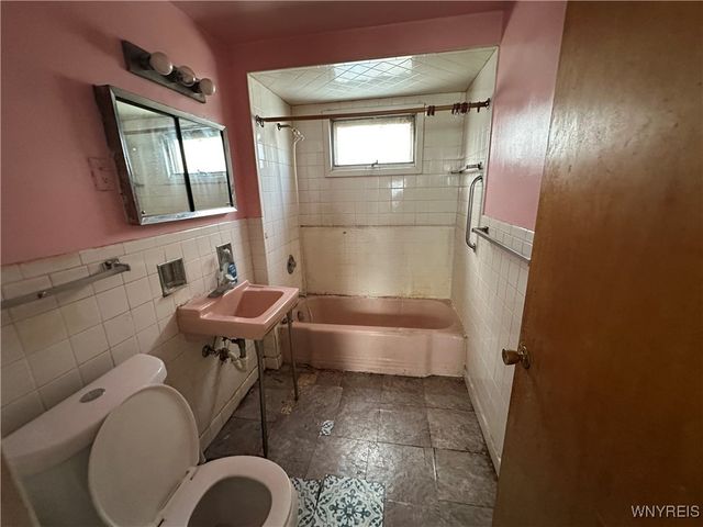 538 Minnesota Avenue, Buffalo, NY 14215