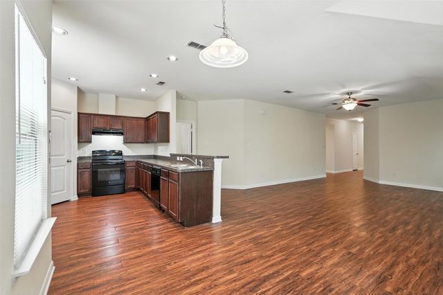 2939 St Zachary Drive, Dallas, TX 75233