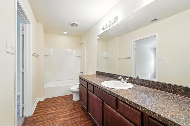 2939 St Zachary Drive, Dallas, TX 75233