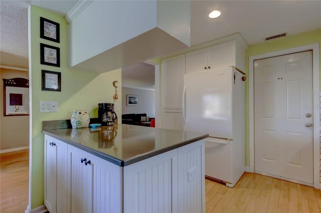 3483 7TH AVENUE SE, Largo, FL 33771