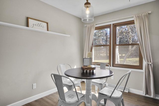 6788 Prairie View Drive, Sun Prairie, WI 53590