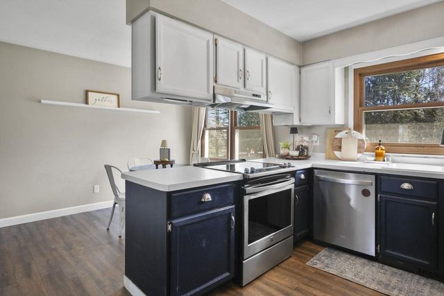 6788 Prairie View Drive, Sun Prairie, WI 53590