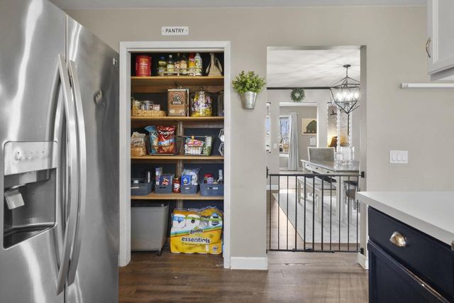 6788 Prairie View Drive, Sun Prairie, WI 53590