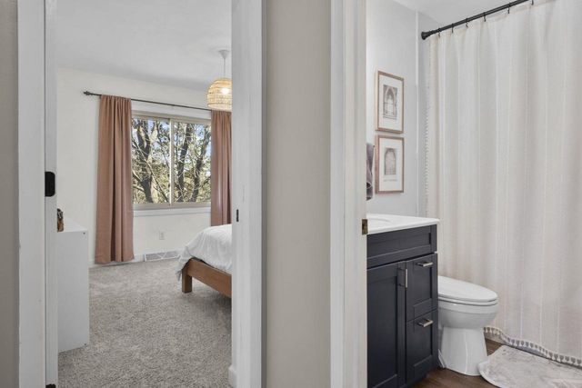 6788 Prairie View Drive, Sun Prairie, WI 53590