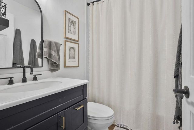 6788 Prairie View Drive, Sun Prairie, WI 53590