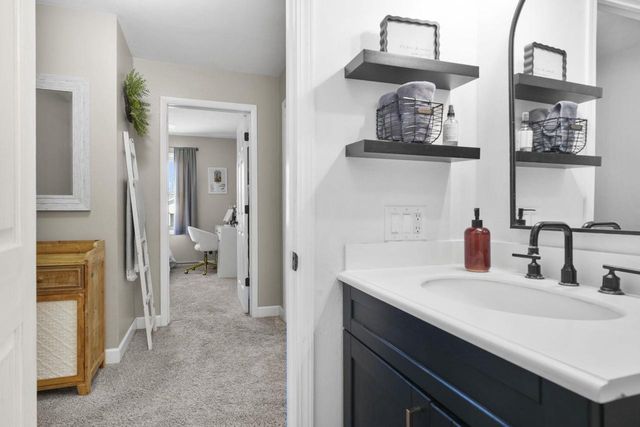 6788 Prairie View Drive, Sun Prairie, WI 53590