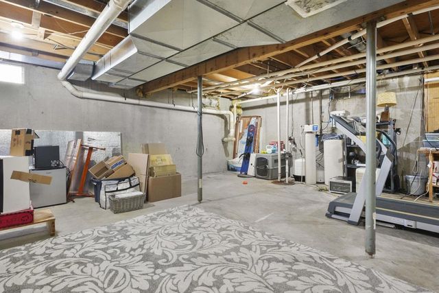 6788 Prairie View Drive, Sun Prairie, WI 53590