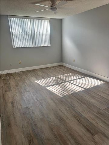 9400 Lime Bay Boulevard 206, Tamarac, FL 33321
