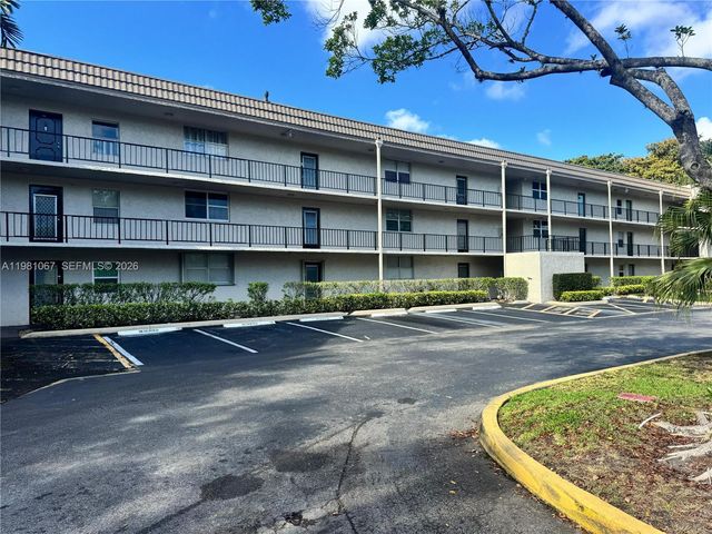 9400 Lime Bay Boulevard 206, Tamarac, FL 33321