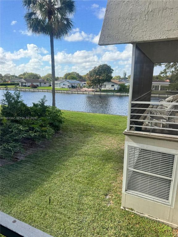 9400 Lime Bay Boulevard 206, Tamarac, FL 33321