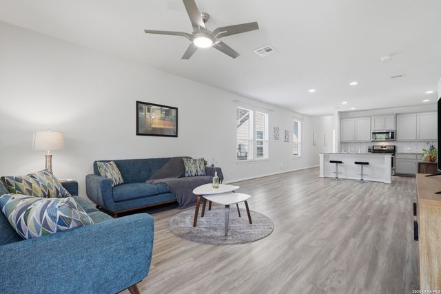 15055 Summer Lynn Pl, San Antonio, TX 78247