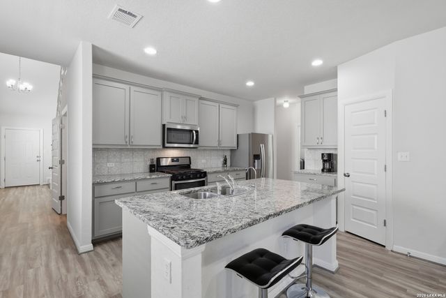 15055 Summer Lynn Pl, San Antonio, TX 78247