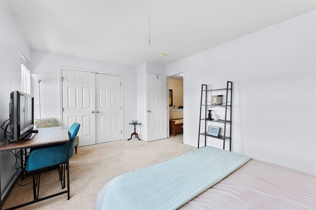 78 Spring Crossing Circle, Greer, SC 29650